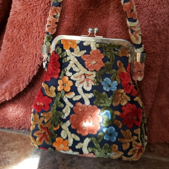 Handbags - John Wind Purse
